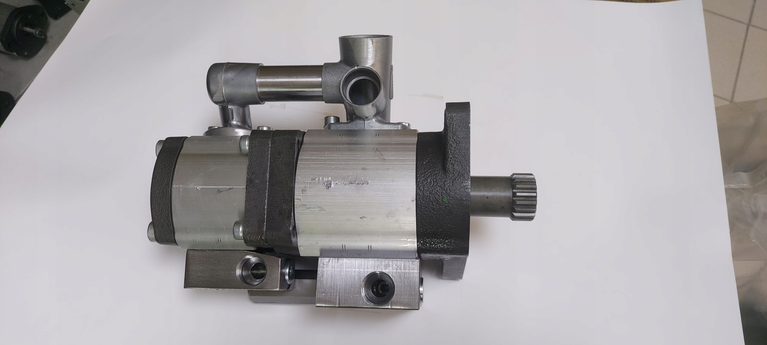 Гидравлический насос новый agco acv0815050