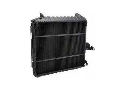 Радиатор новый 04423682